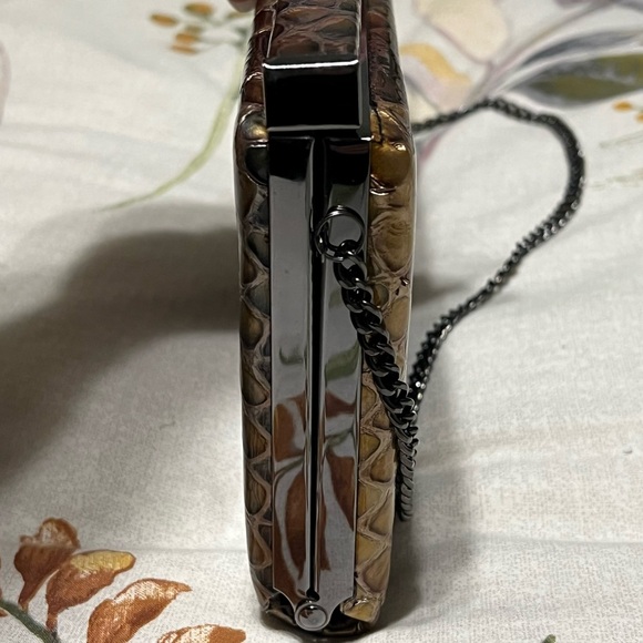 Danier Italian Leather Vintage Reptile Print Clutch Bag - Picture 6 of 8